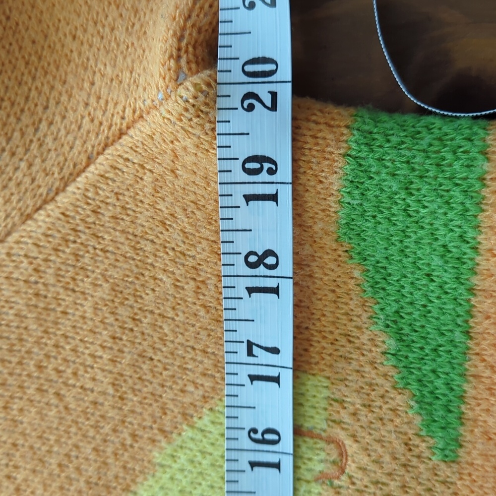 Colorful Women's Sweater - Picture 8 of 9